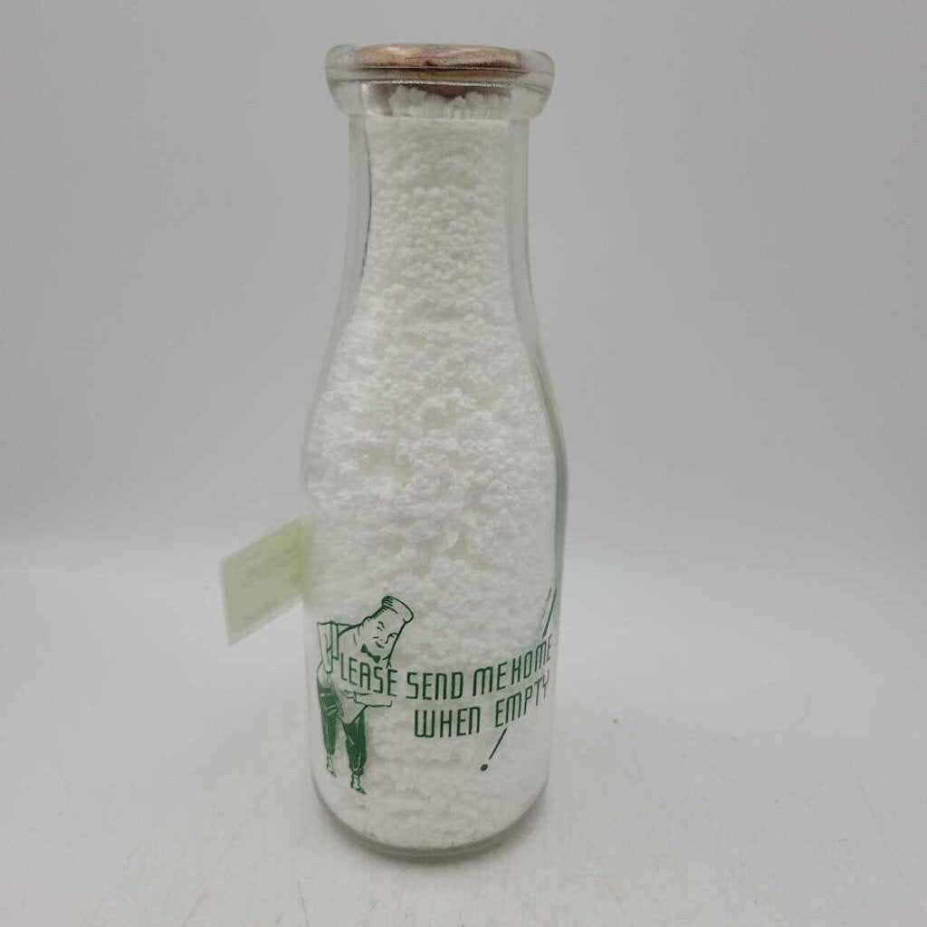 Clover Hill Dairy Pint Milk bottle Gore Bay (JEF)