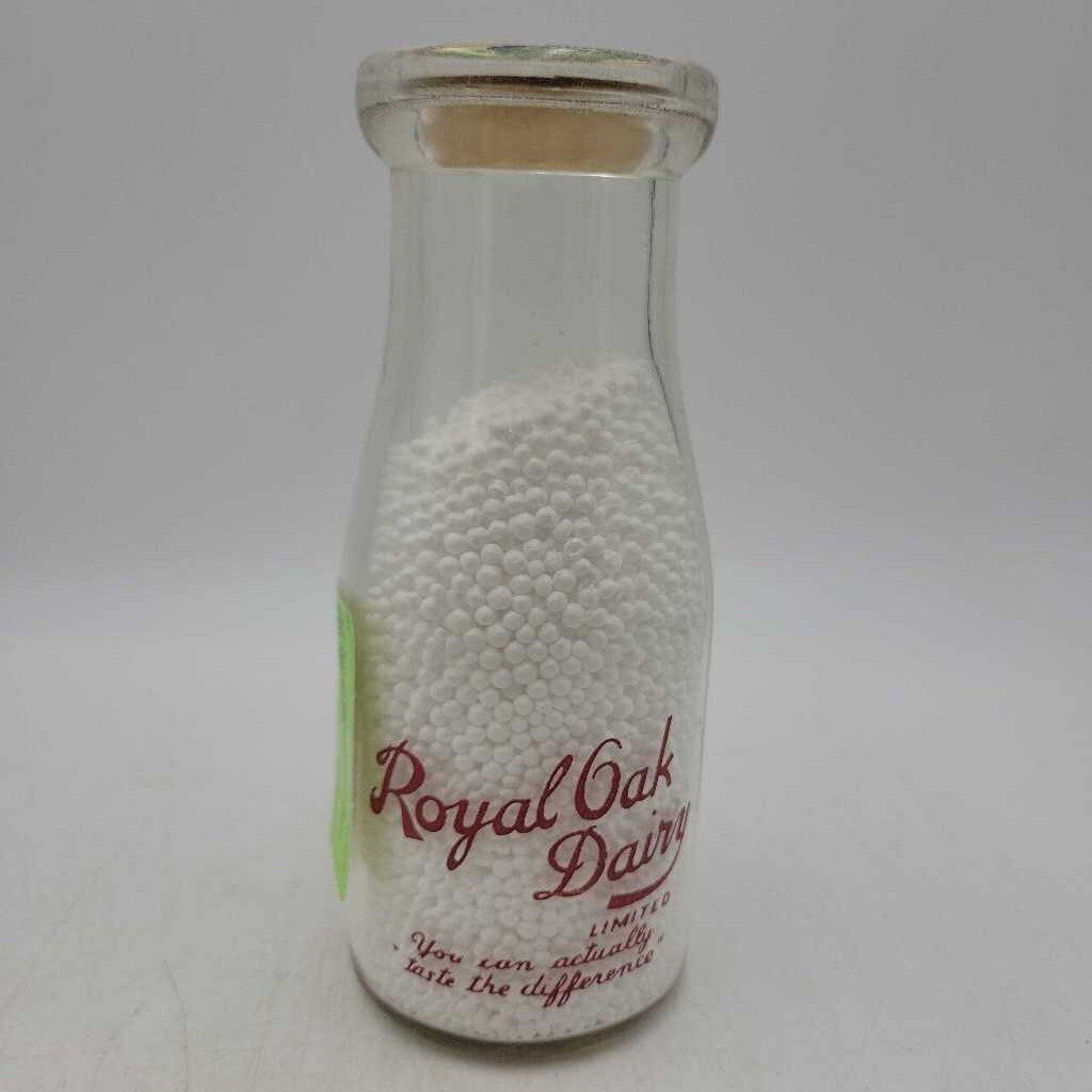 Royal Oak Dairy half Pint Milk bottle Hamilton (JEF)