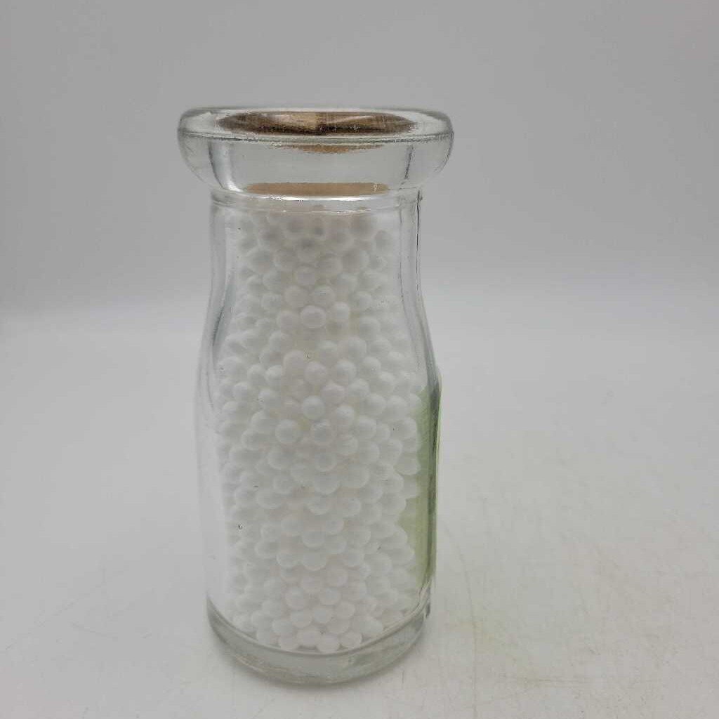 St Mary's Store Dairy Quarter Pint Milk bottle (JEF)