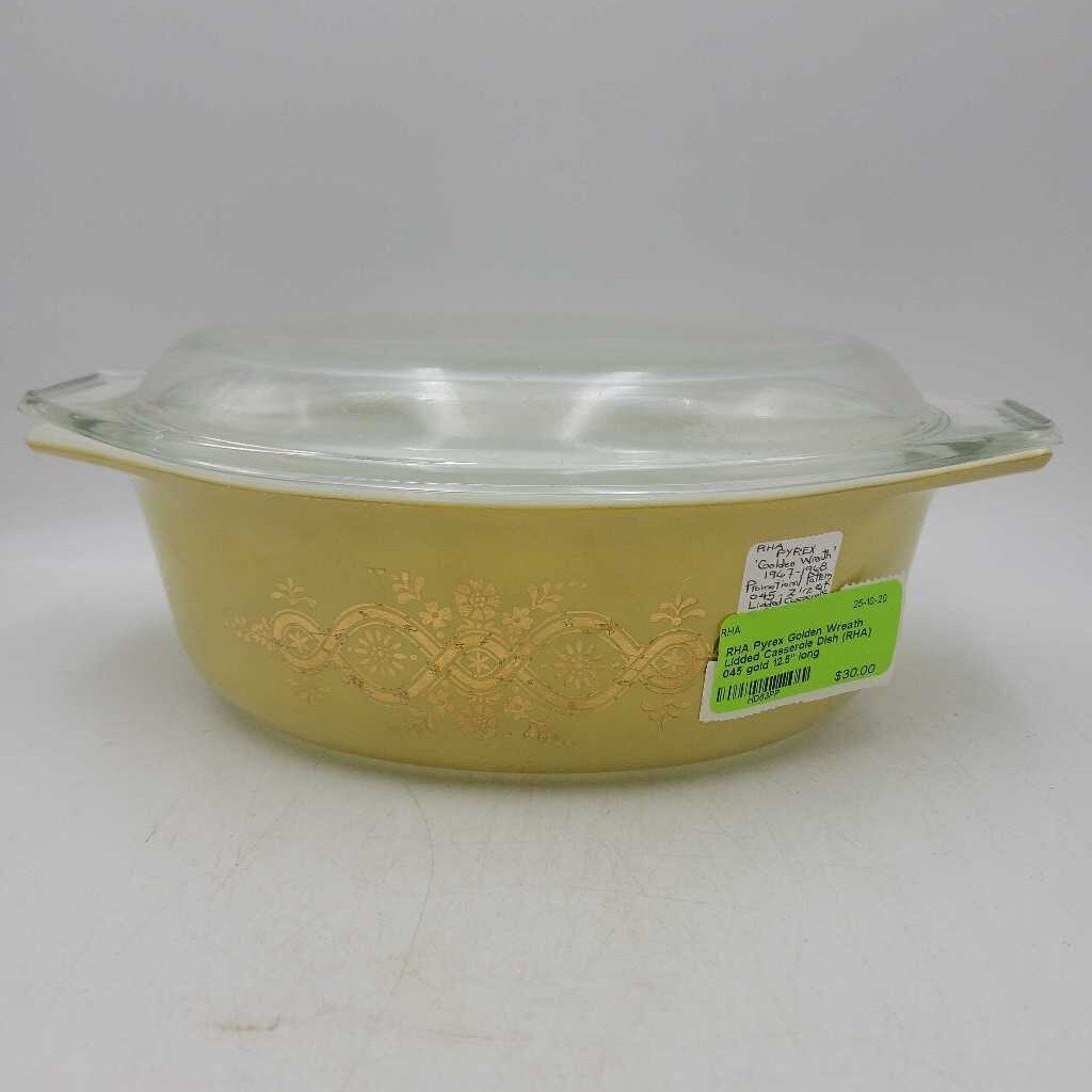 Pyrex Golden Wreath Lidded Casserole Dish (RHA) 045