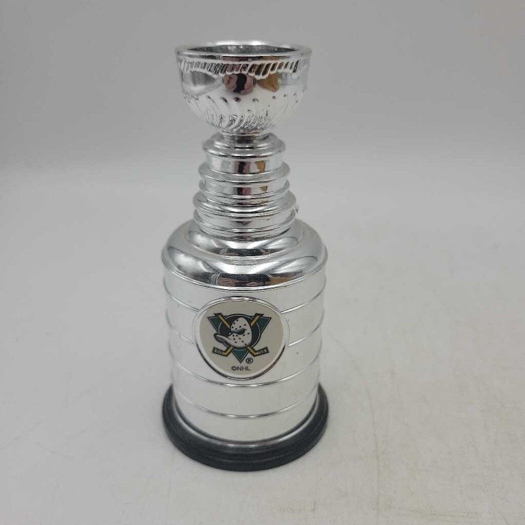 Anaheim Ducks Stanley Cup Labatt's (JAS)