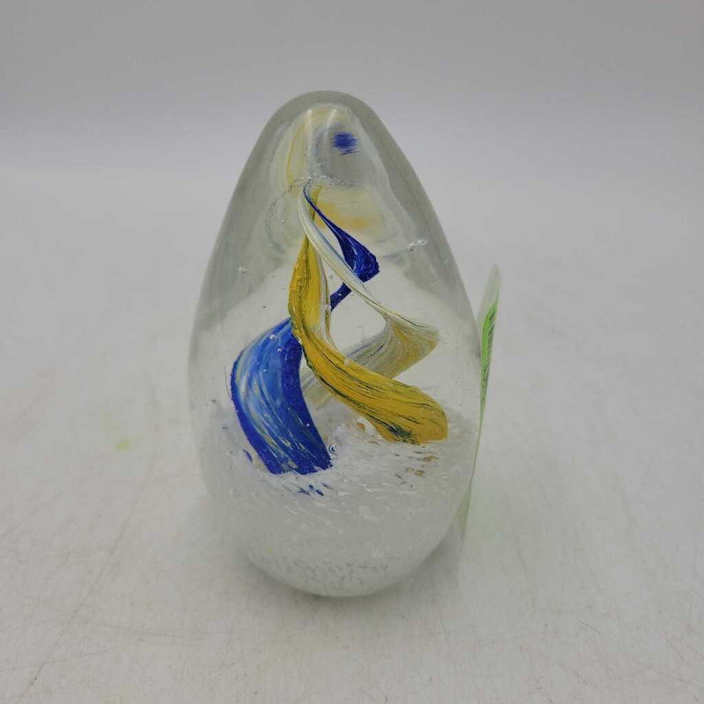 Glass paperweight Ribbon (MARR)