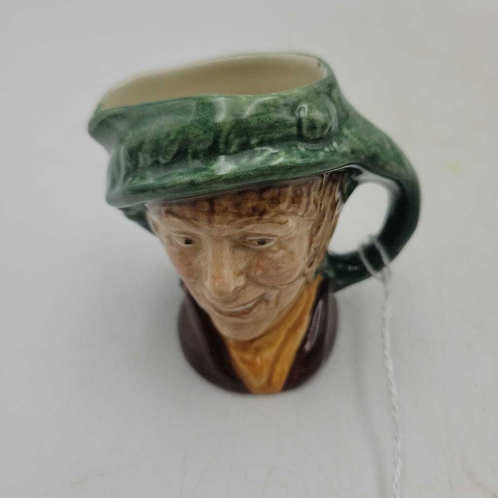 Royal Doulton Toby jug "Arriet " (DEB)