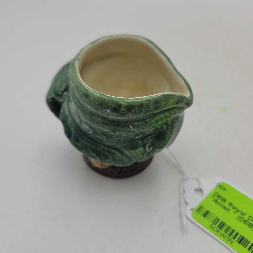 Royal Doulton Toby jug "Arriet " (DEB)