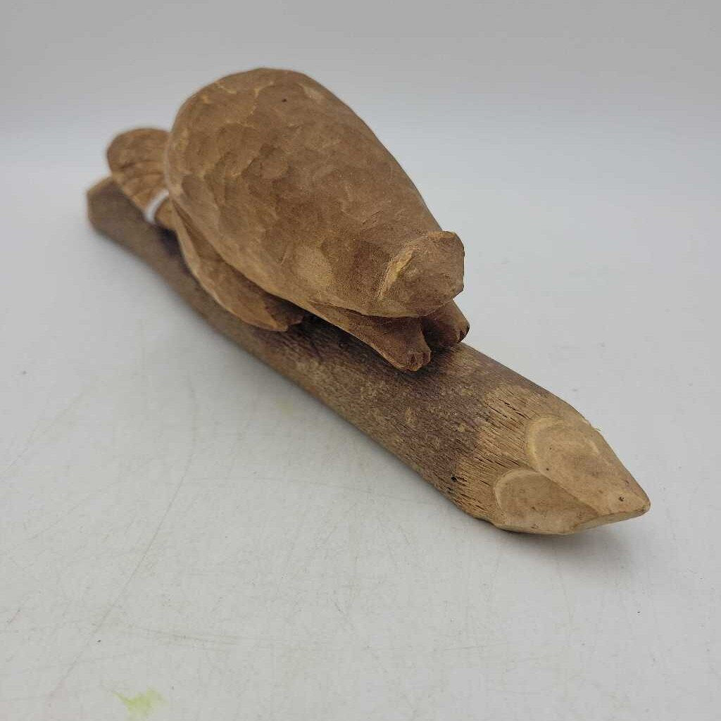 Hand Carved Wooden Beaver (BS)