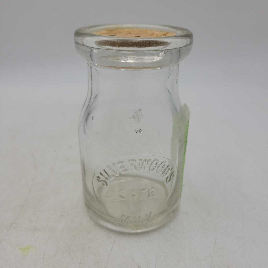 Quarter Pint Milk Bottle Silverwood's dairy (JAS)