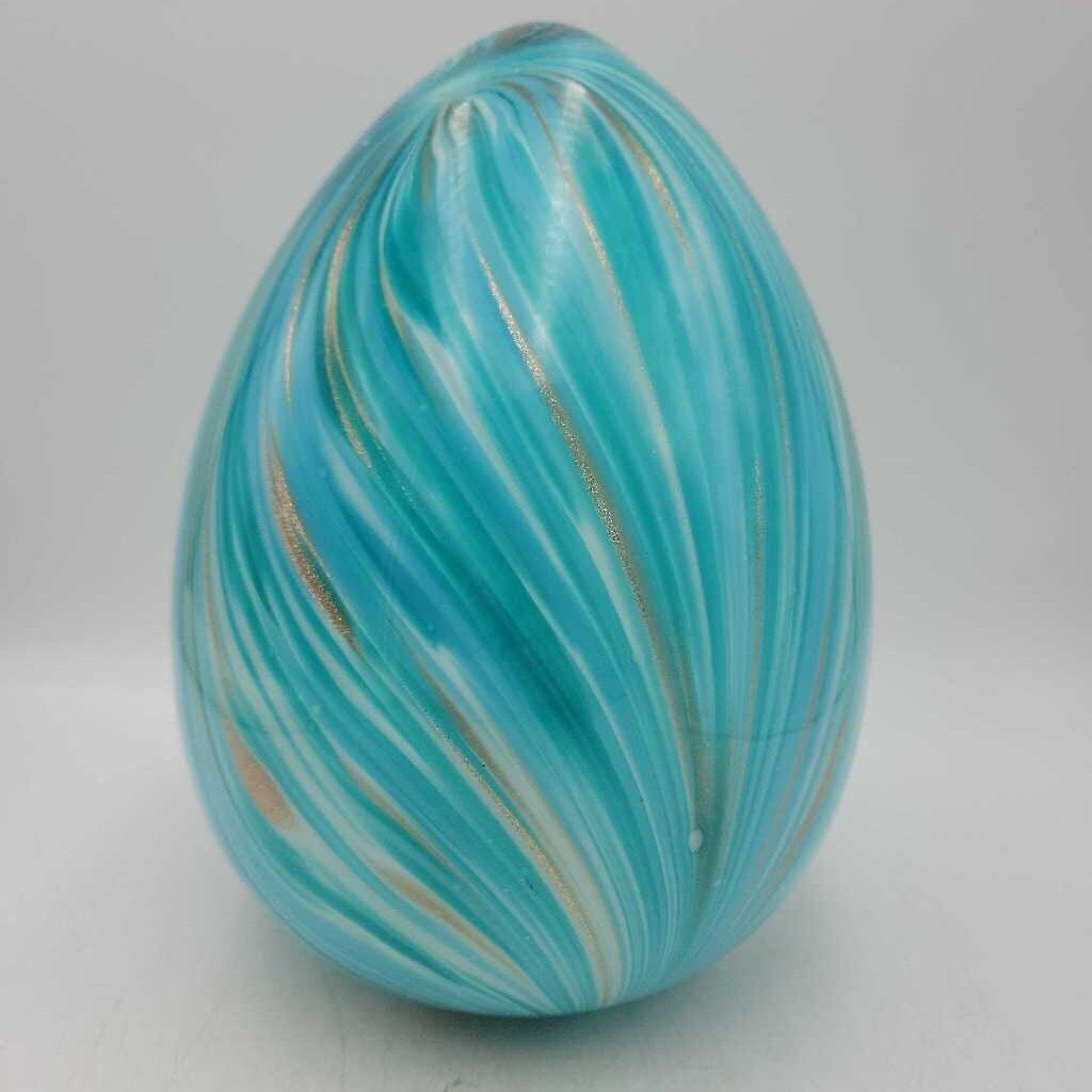 Large Turqoise Glass Egg (YVO) (511)