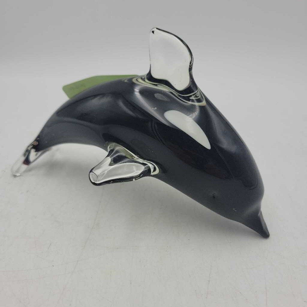Glass Dolphin (RHA)