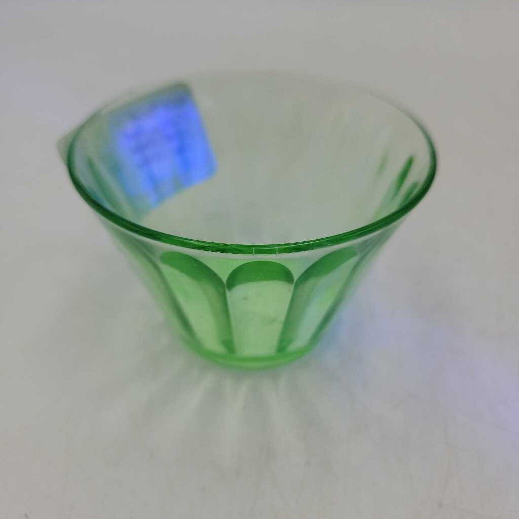 Hazel Atlas 1930's Uranium Glass Fruit Cup (RHA)