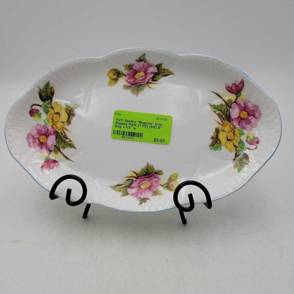 Shelley "Begonia" Oval Shaped Plate (YVO) (512)