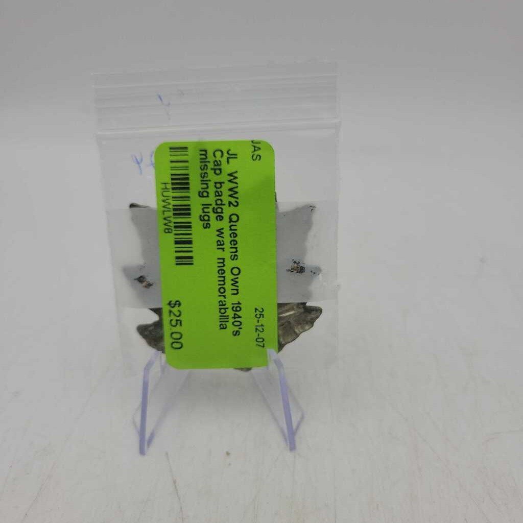 WW2 Queens Own 1940's Cap badge war memorabilia missing lugs