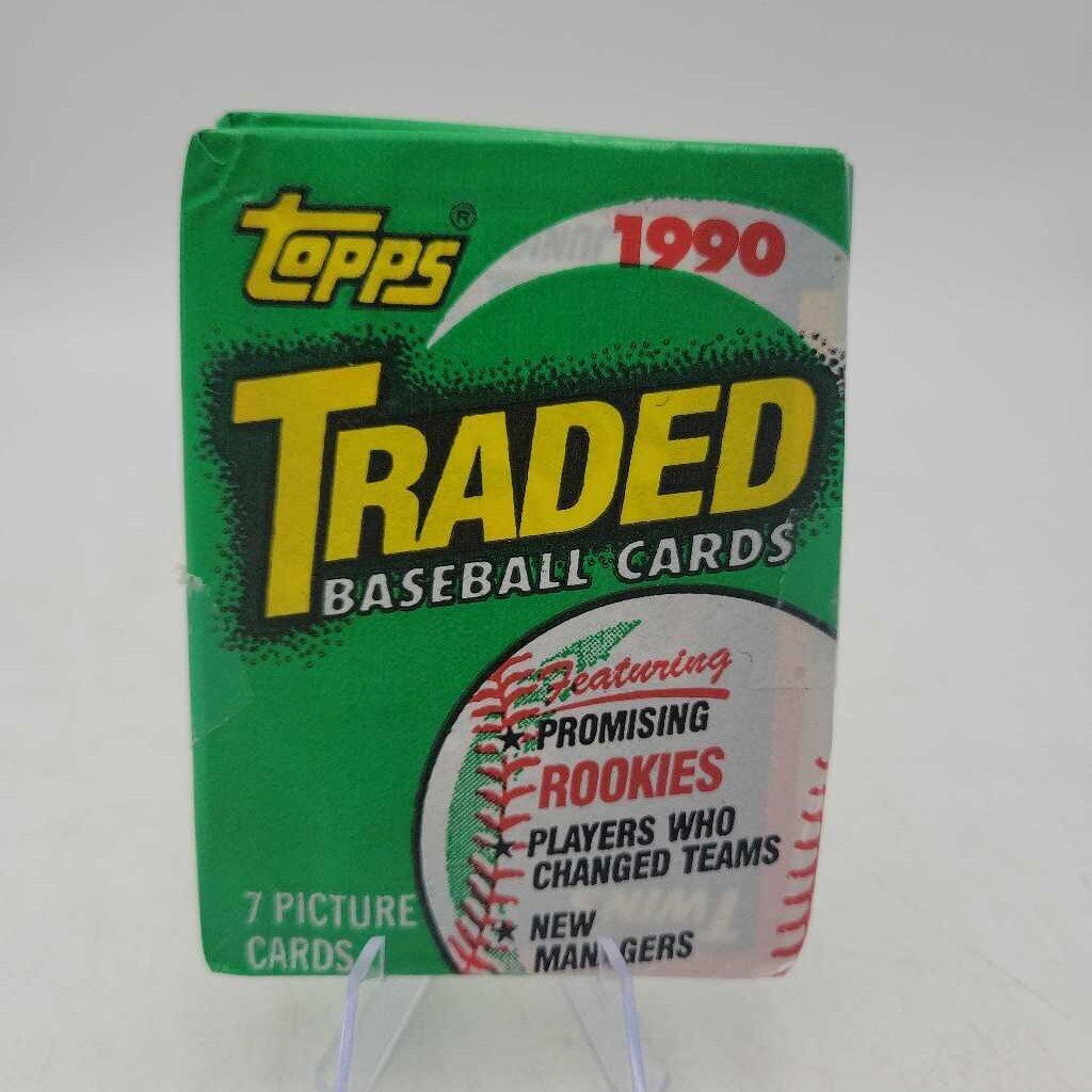 A 1990 Topps Baseball Traded series 2 pack deal (JAS)