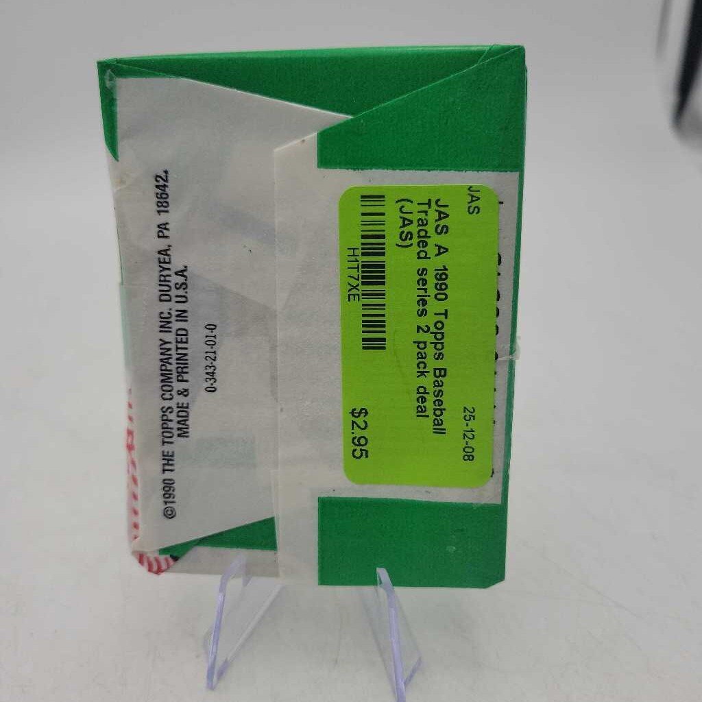 A 1990 Topps Baseball Traded series 2 pack deal (JAS)