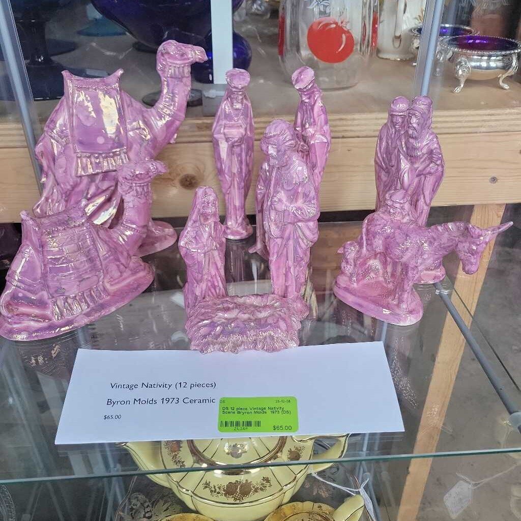 12 piece Vintage Nativity Scene Bryron Molds 1973 (DS)