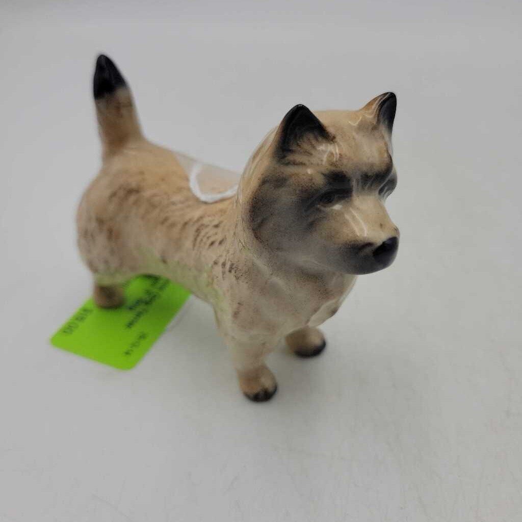 Beswick Dog Terrier (DEB)