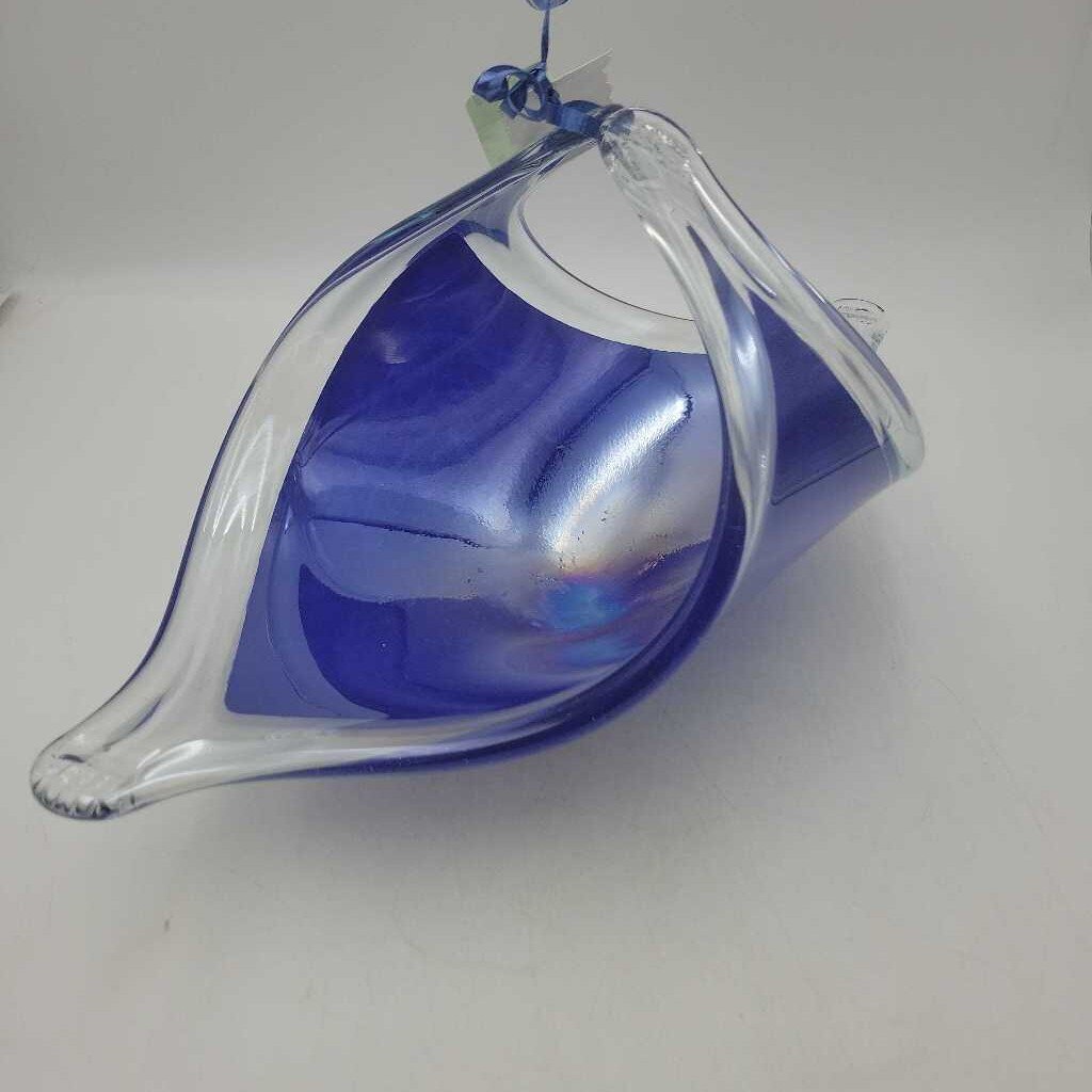 Art Glass Pedestal ruffled edge Dish (TRE)