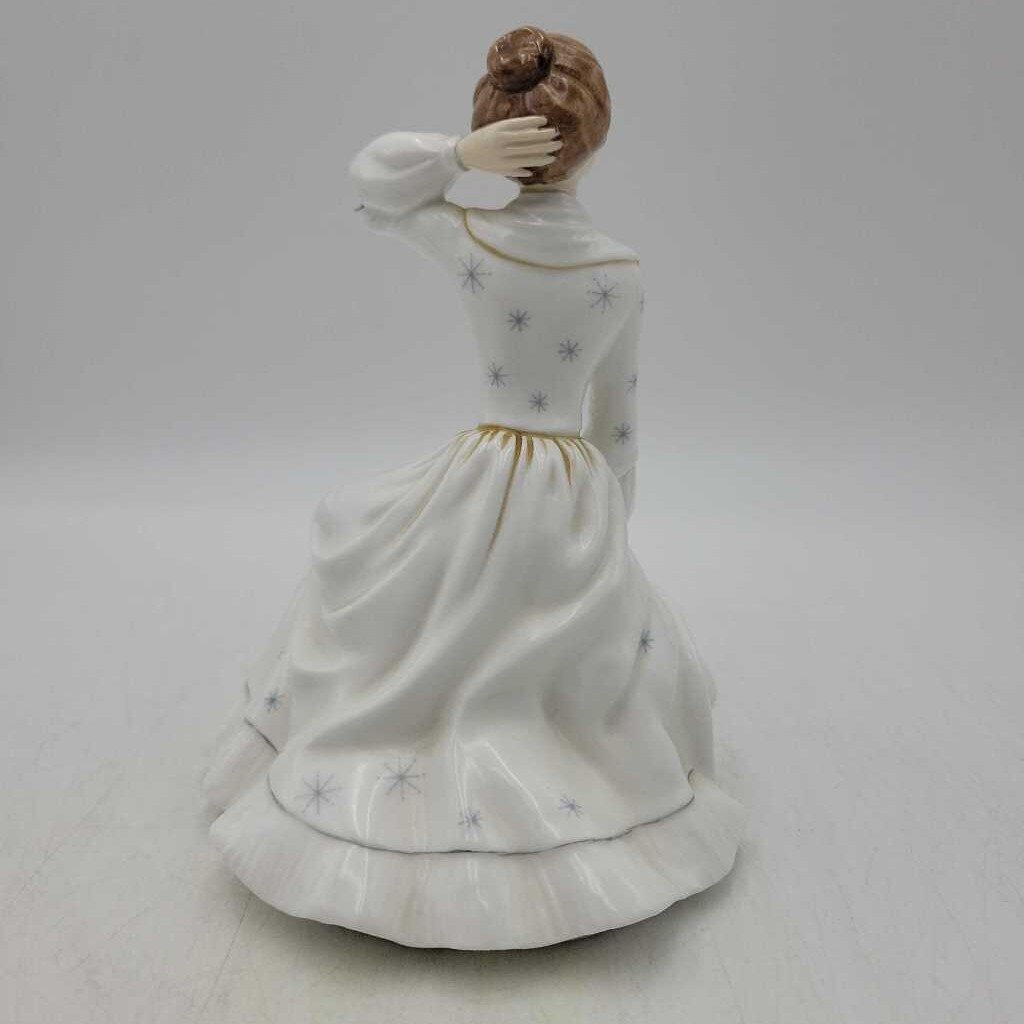 Royal Doulton Summer's Day H.N. 2181 (HAUS)