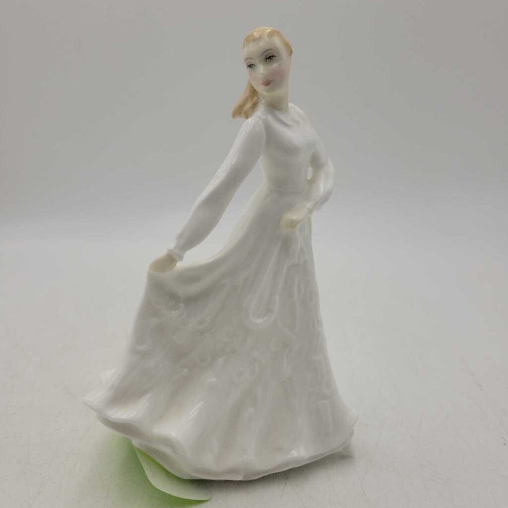 Royal Doulton Anniversary HN 4068 (HAUS)
