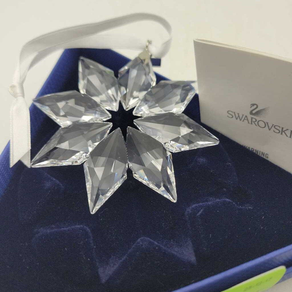 Swarovski Christmas Ornament 2013 (HAUS)