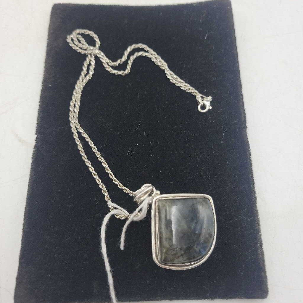Sterling labradorite pendant (LIND)