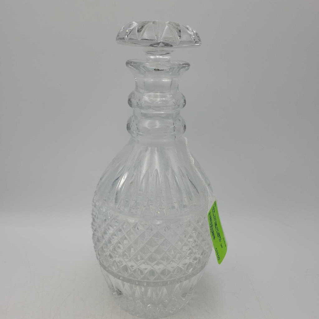 Vintage cut glass decanter (DEB)