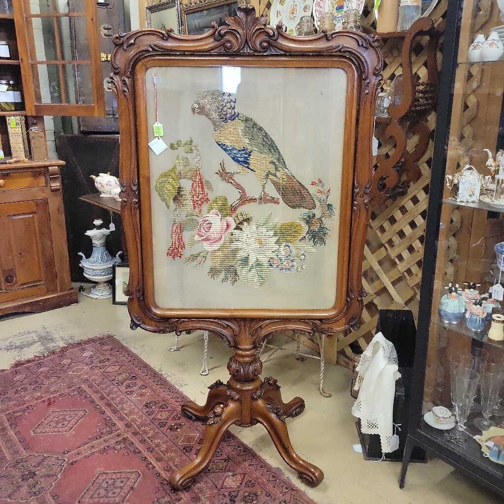 Victorian Mahogany and Needlepoint Fire Screen (SCAD0200) (SC)