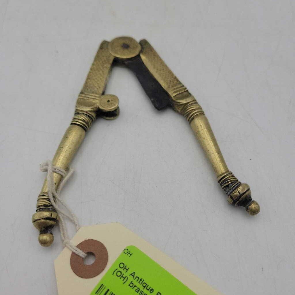 Antique Brass Nut Cutter (OH)