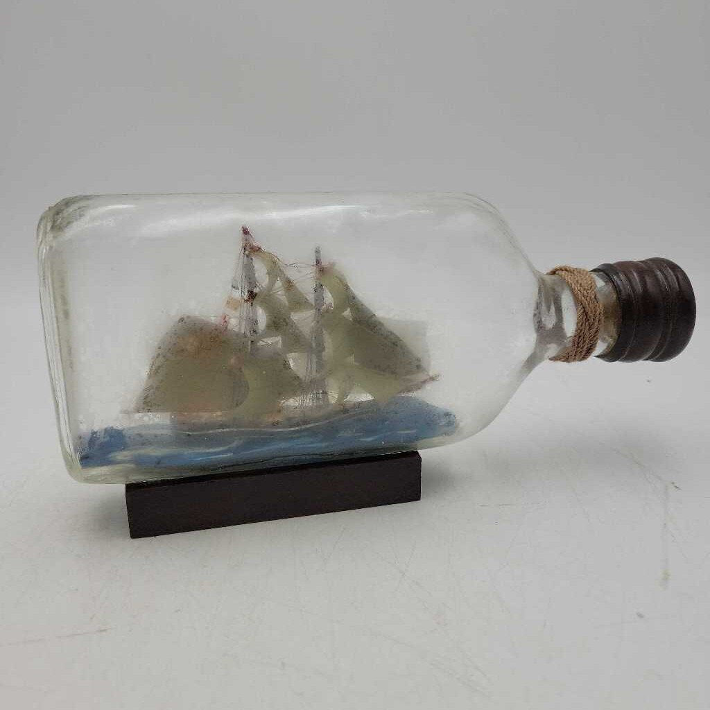 Sailboat in a Bottle (YVO) (602)
