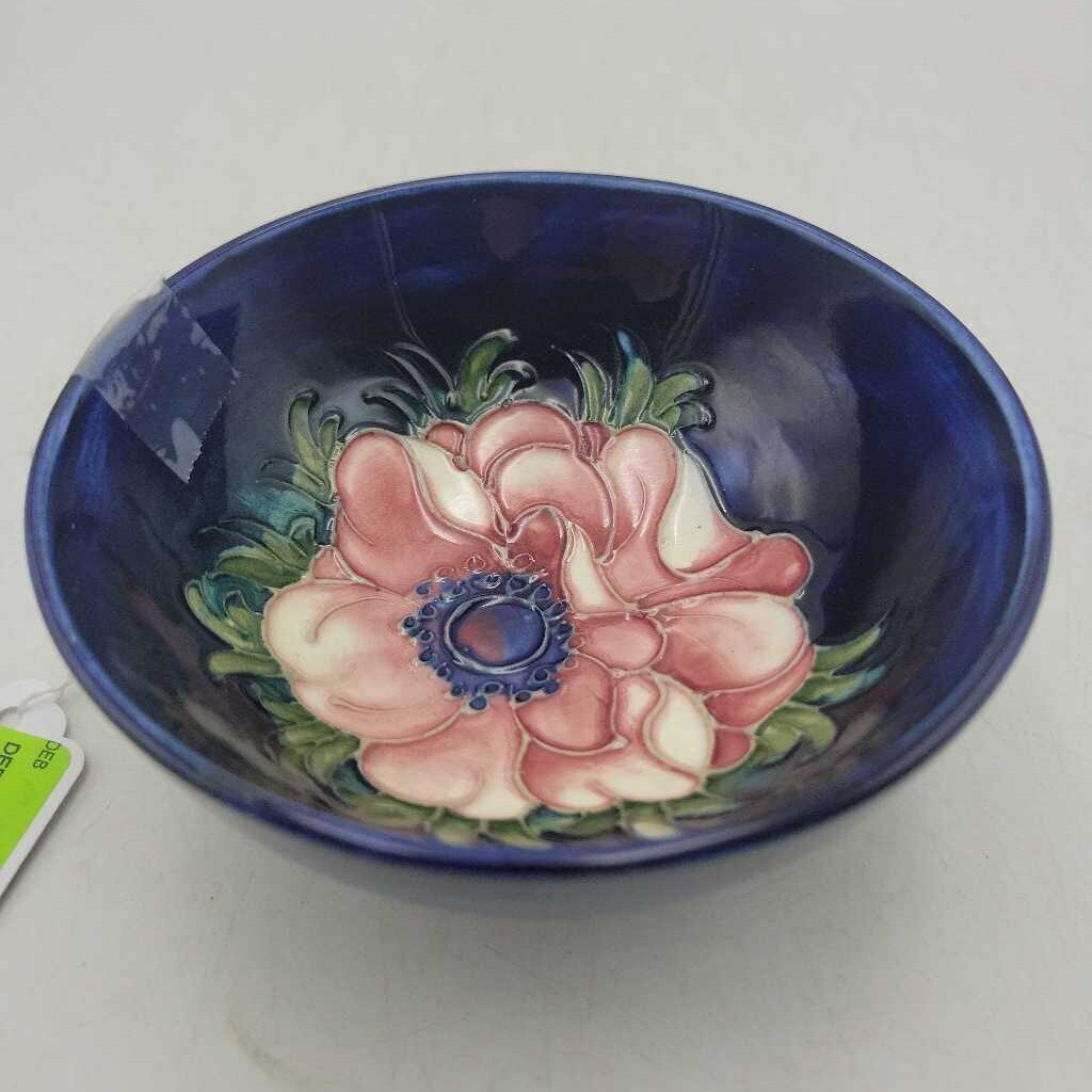 Moorcroft Dish (DEB)