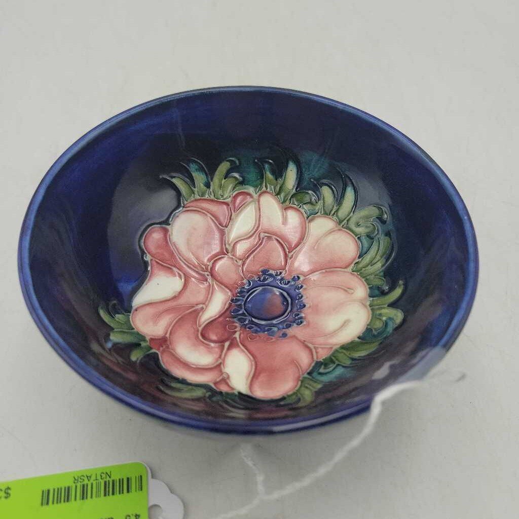 Moorcroft Dish (DEB)