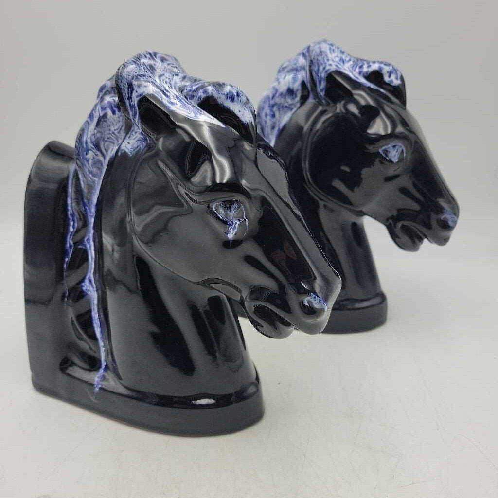 Blue Mountain Pottery Horse Bookends pair (JFH)
