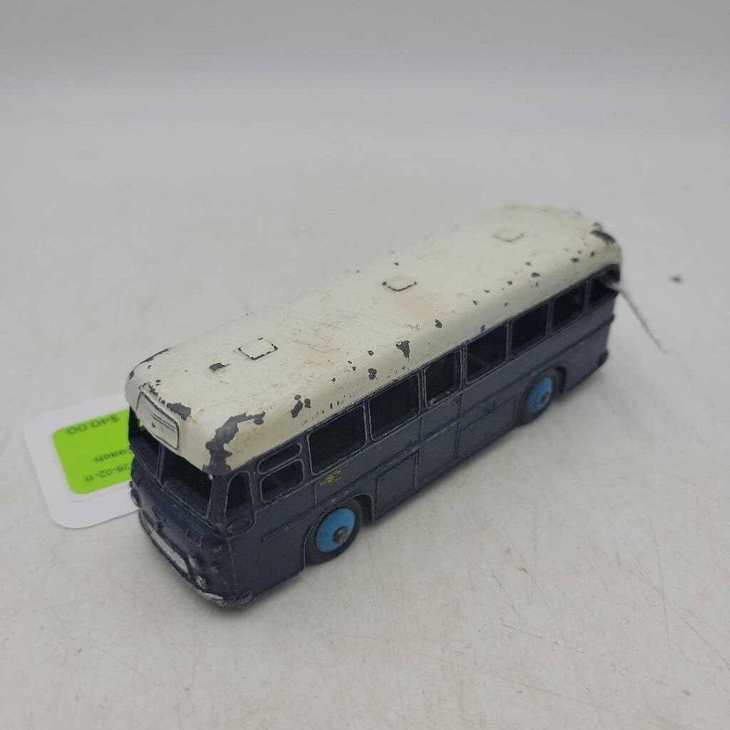 Dinky 283 BOAC Coach Bus (GEC)