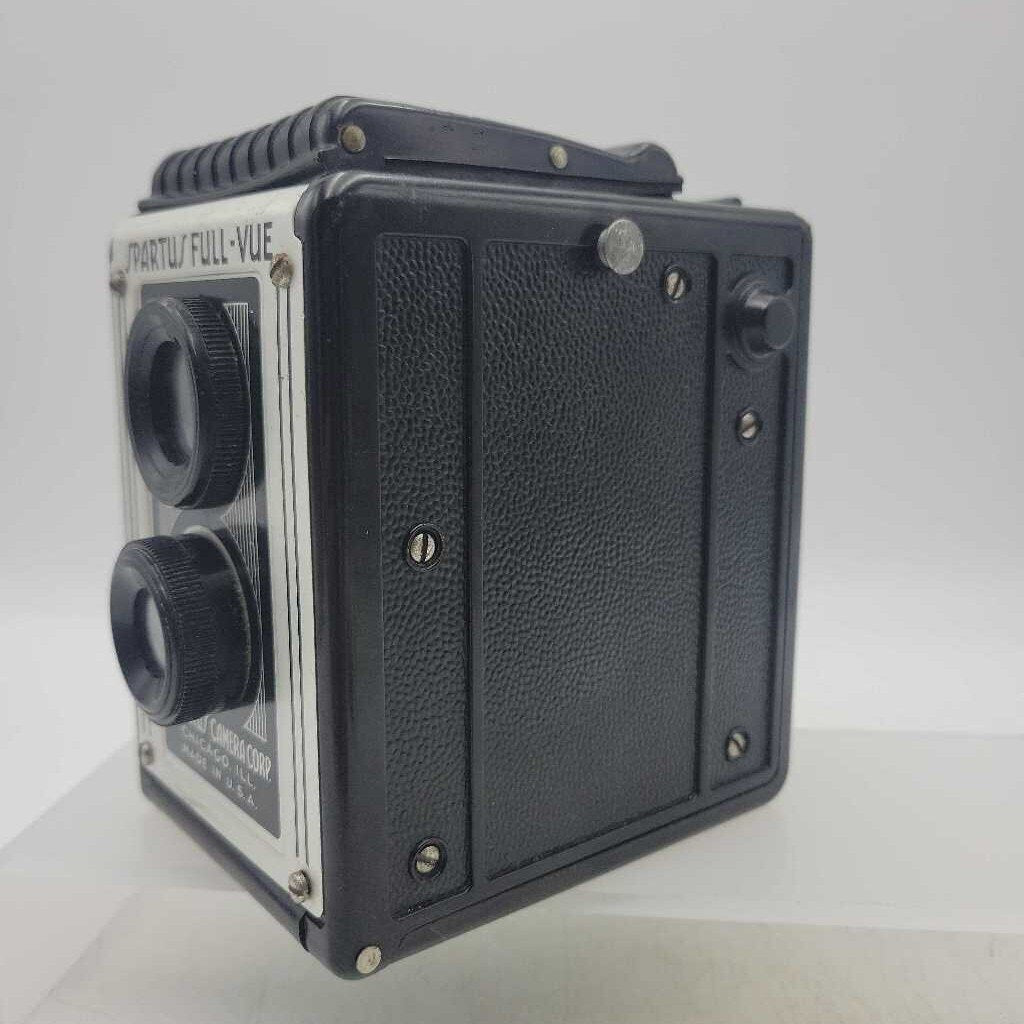 Spartus Full-Vue film camera (GBZ)