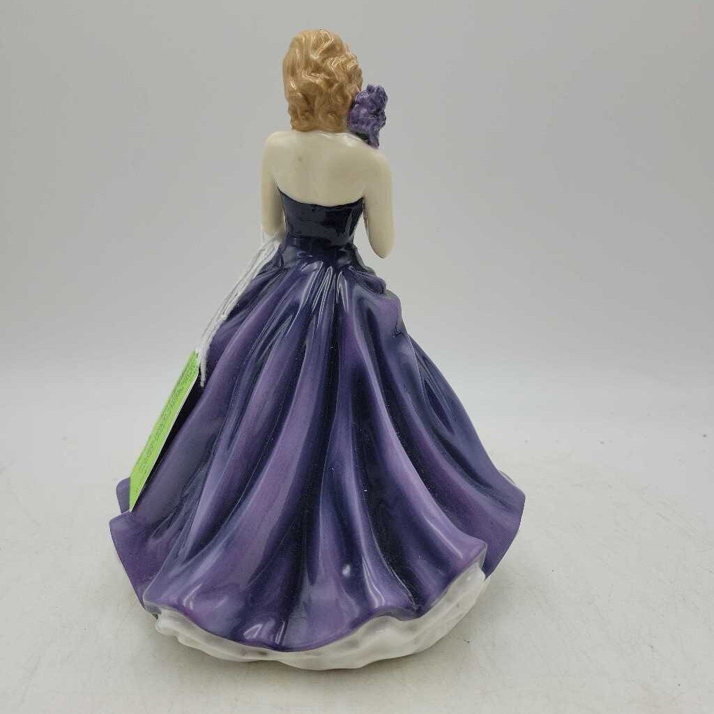 Royal Doulton "Flower of the Month July Larkspur " HN5506 Figure (DMG) 940