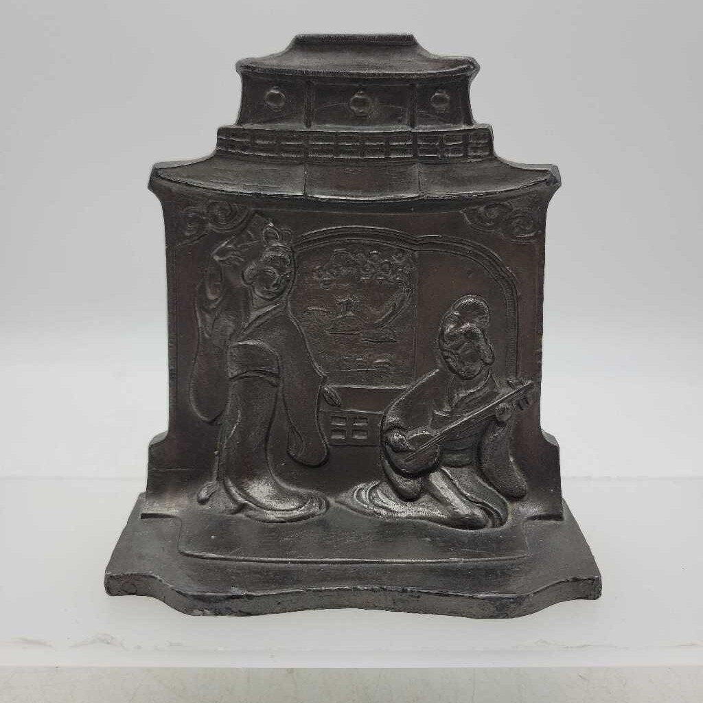 Geisha girl book end Pompeian bronze Limited 1920s (P4P)