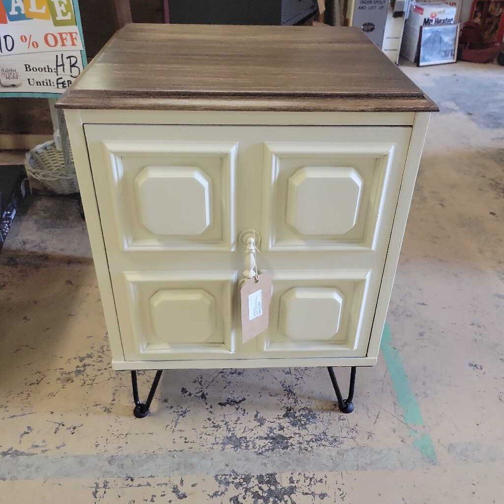 HB2 Bedside Table/Hairpin Legs (HB)