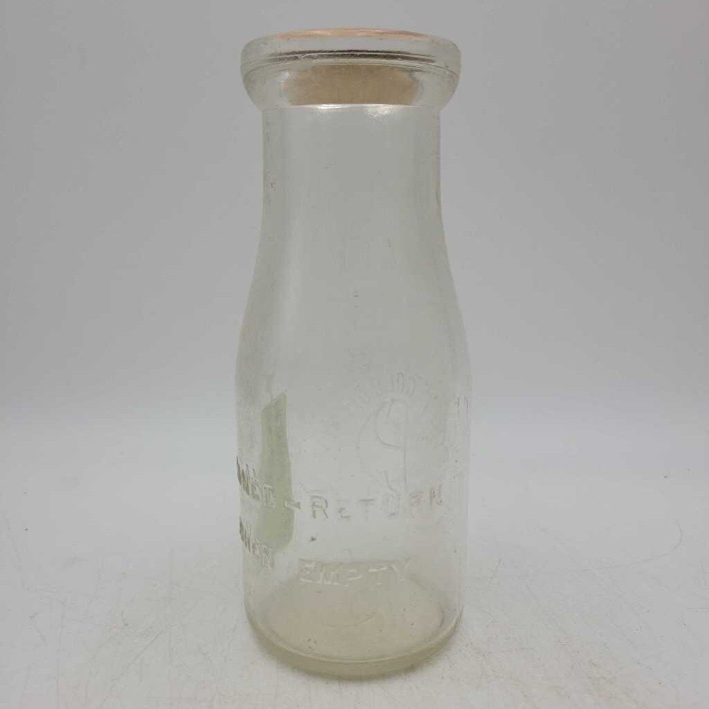 Port Colborne Dairy Milk 1/2 pint (JAS)