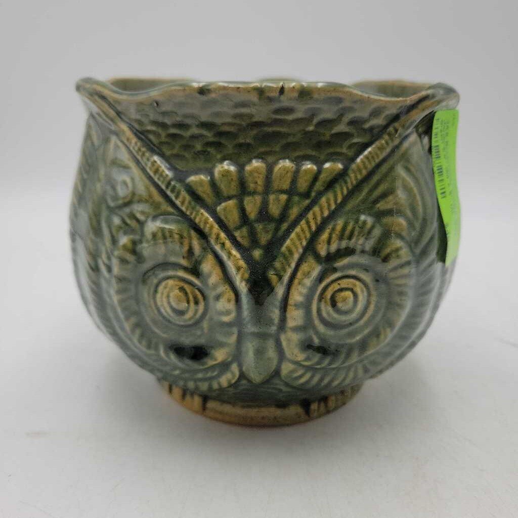Brantford Pottery Owl Jardiner planter (JAS) as is