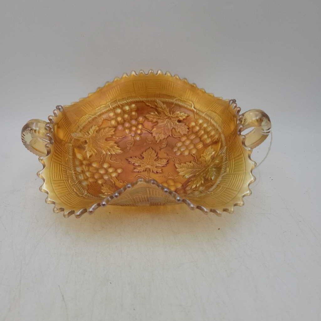 Carnival glass bowl Ivy vine dish (DEB)