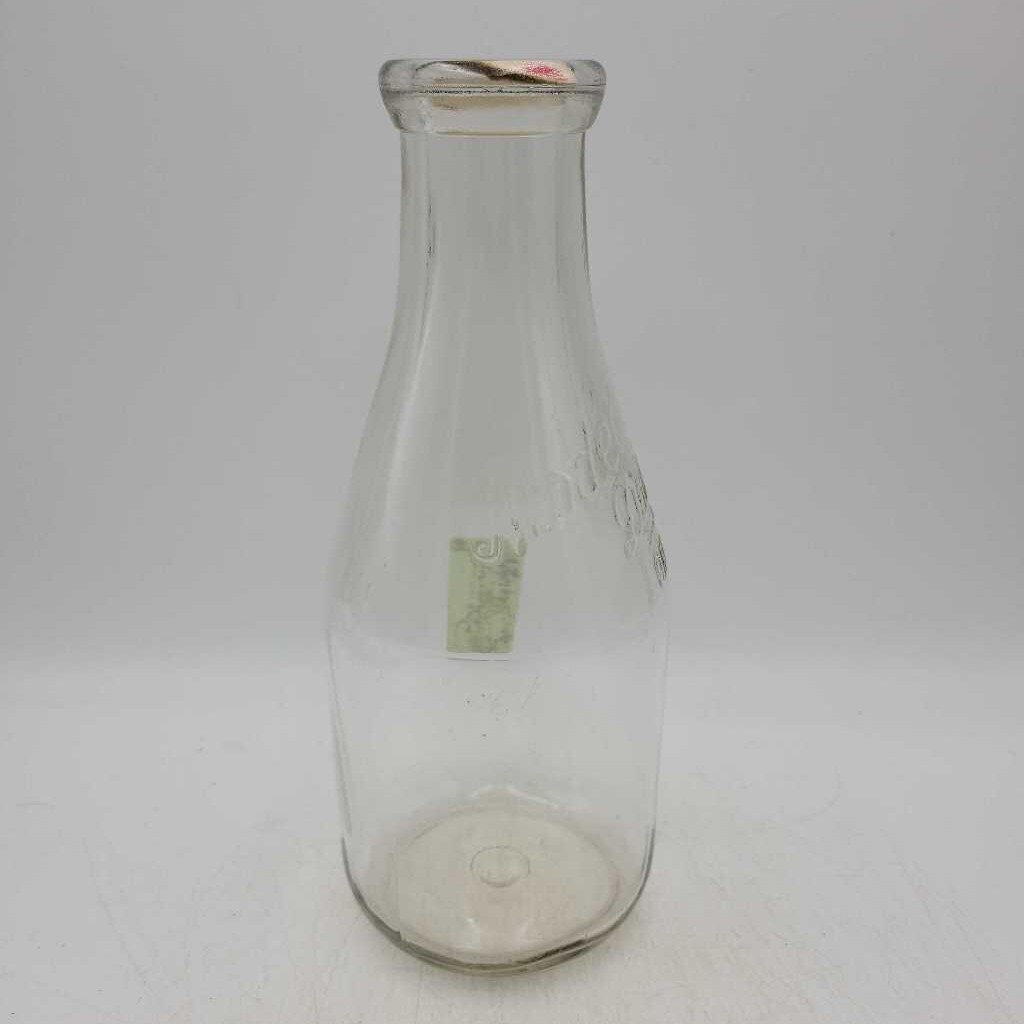 Model Dairy Quart milk bottle (JAS)