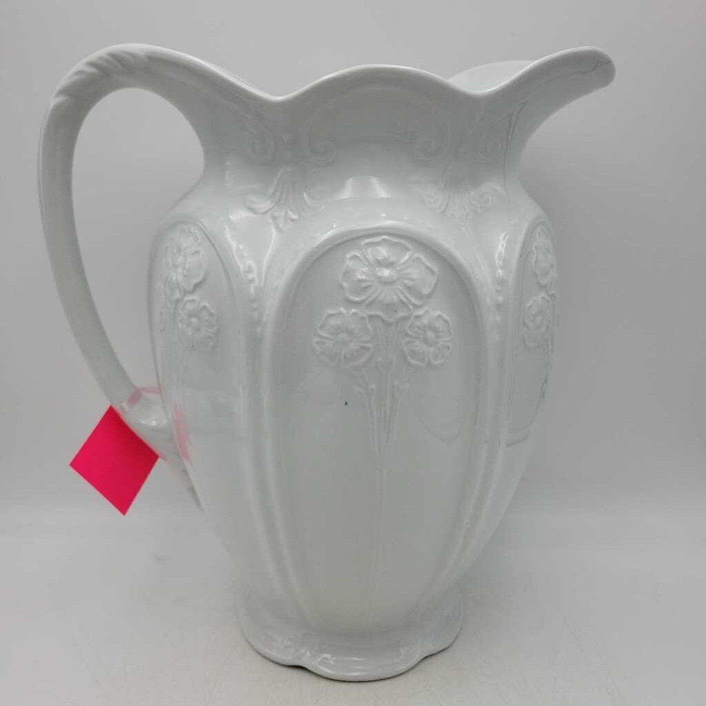 Ironstone Pitcher Meakin England (KAR)