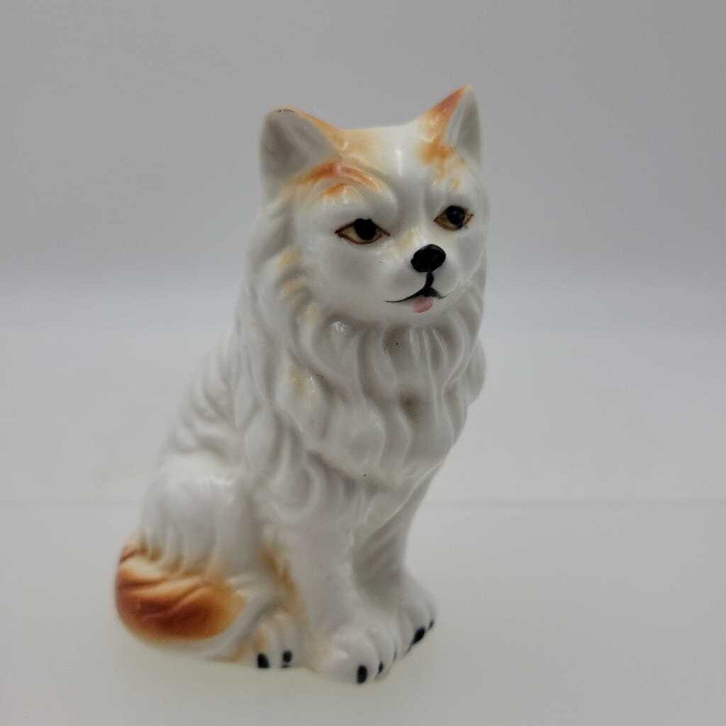 Cat Figurine Japan (TWS)