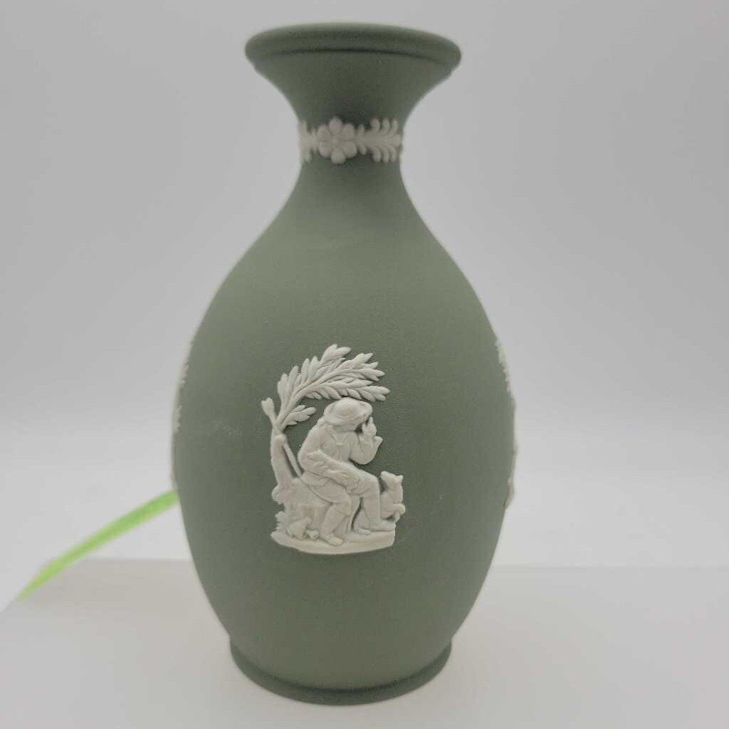Wedgewood England pottery Small Vase (DEB)
