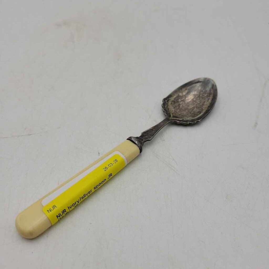 Ivory/silver spoon JR (NUR)