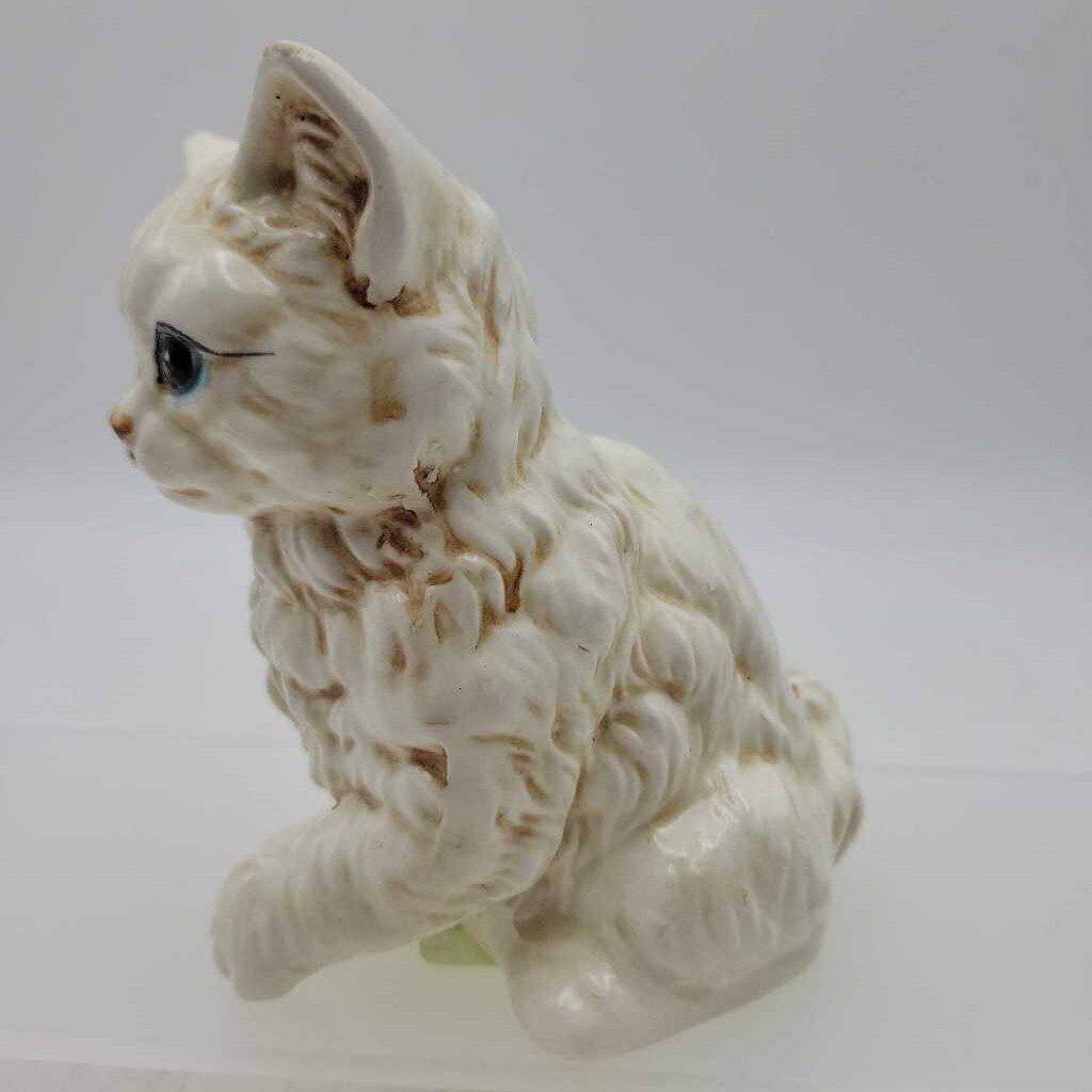 Cat Figurine Japan (TWS)