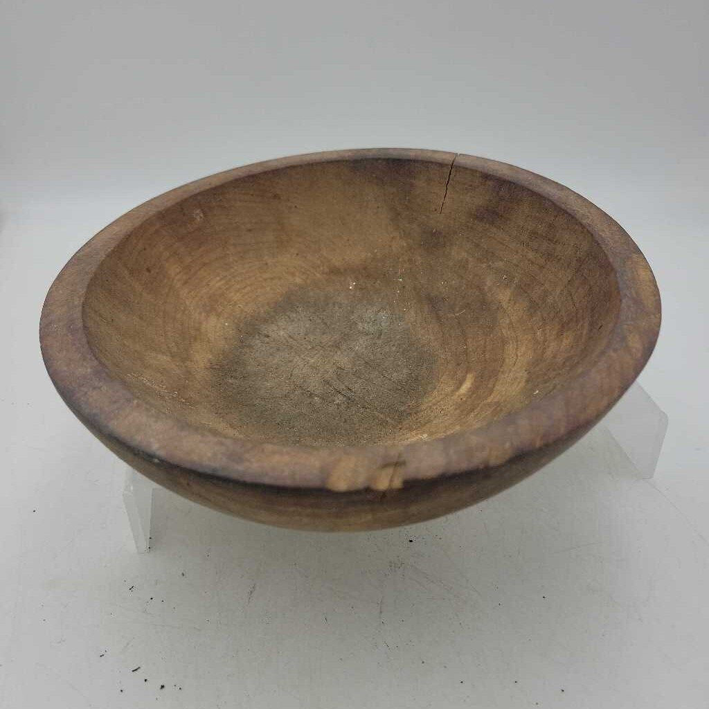 Small wooden bowl (RB)