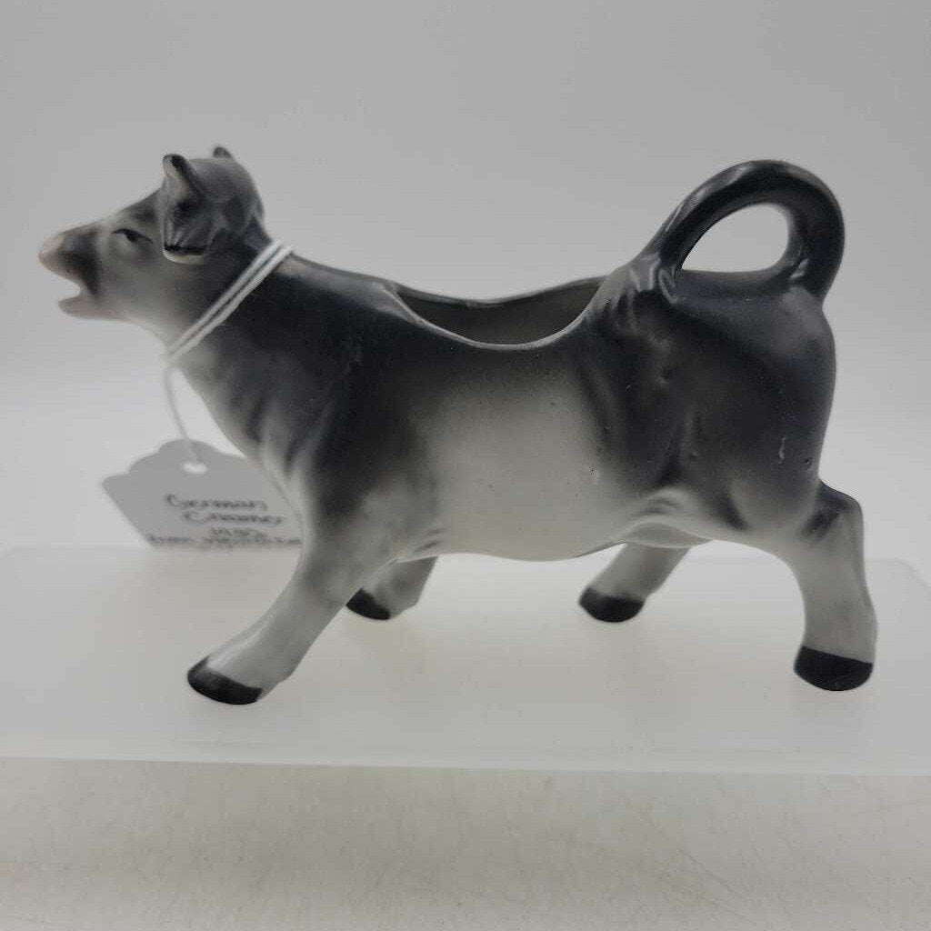 German 1930s Ceramic Black & White Cow #1210 (MCC)