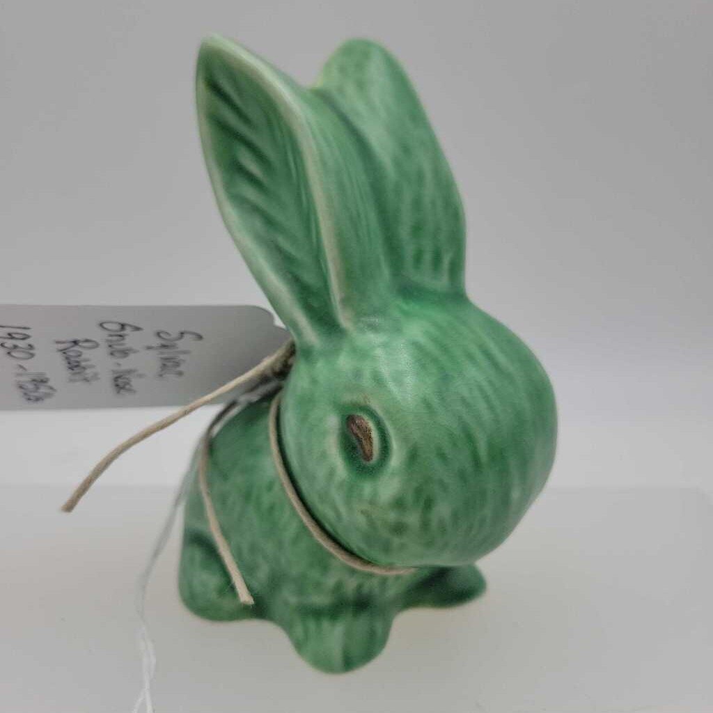 Sylvac England, Green Snub-Nose (#1067) Rabbit #2489