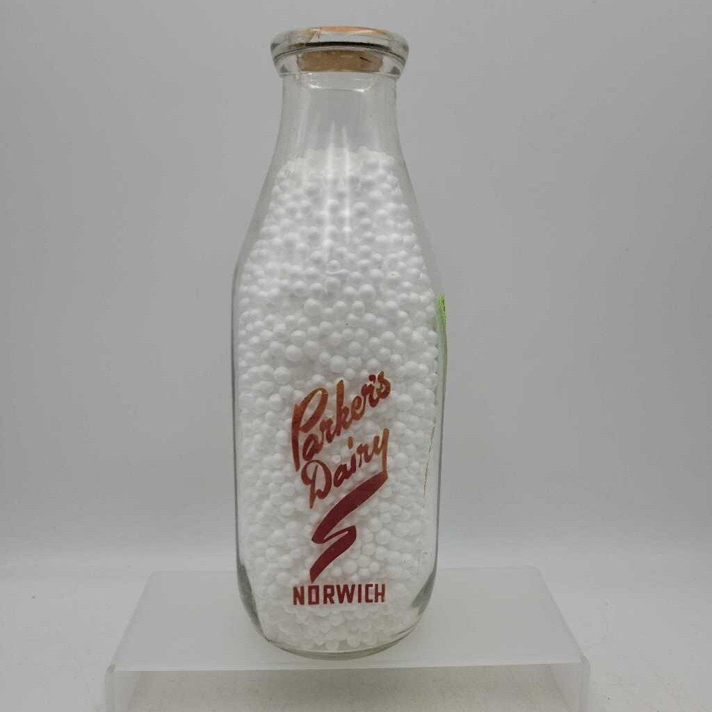 Parker's Dairy Norwich Milk Bottle Quart (JEF)