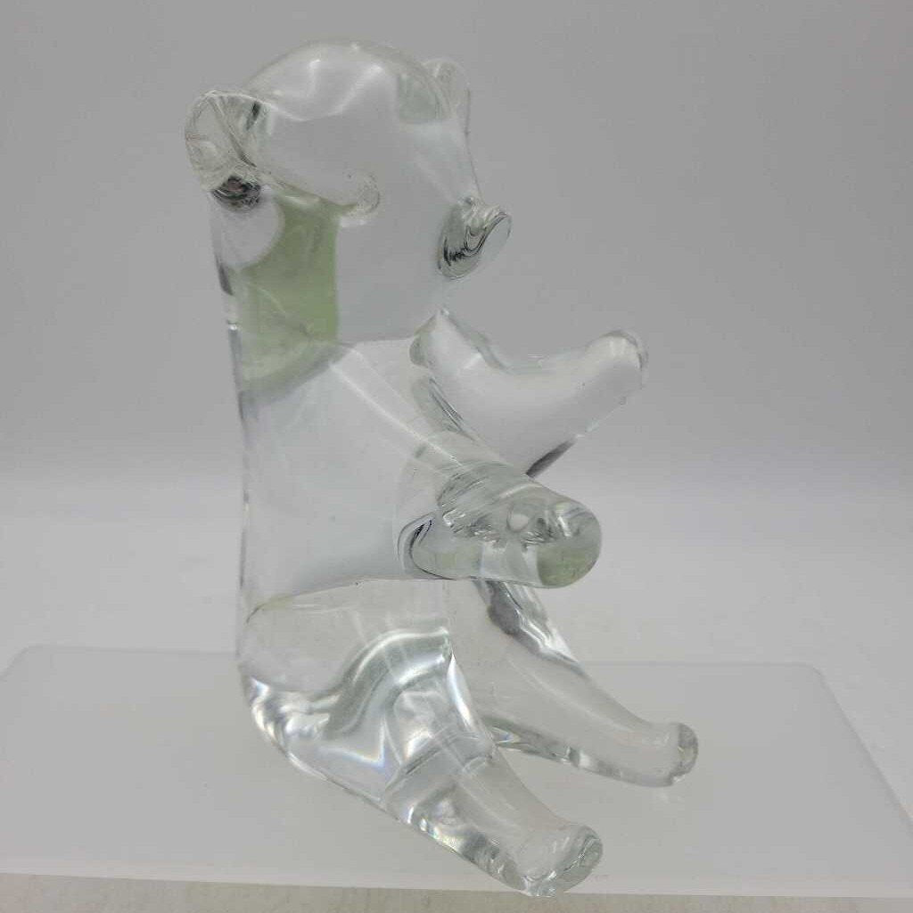 A vintage solid glass Bear (BS)